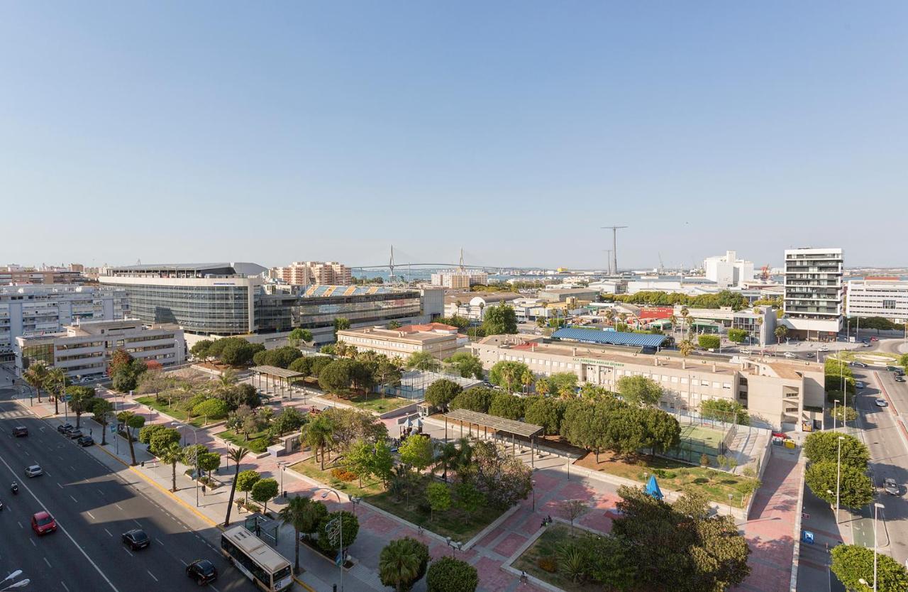 Atico Avda Cadiz Playa Apartment Bagian luar foto